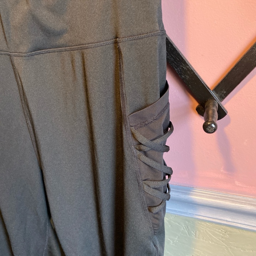 Litletics Capri Leggings - Picture 2 of 5